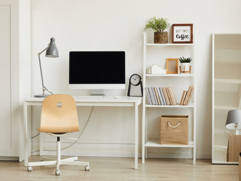 Cần chọn bàn ghế phù hợp với chiều cao của trẻ