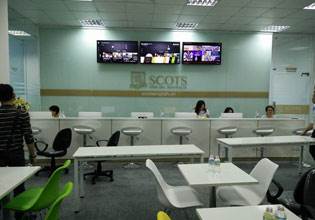 Khai tr­ương phòng học tiếng anh Scots English