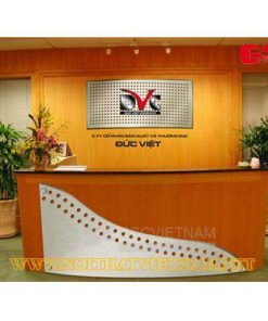 Bàn quầy lễ tân LT90