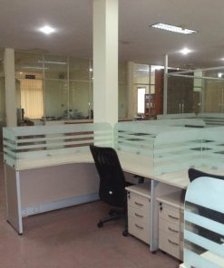 VÁCH NGĂN KÍNH MẶT BÀN VKM02