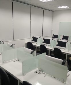 VÁCH NGĂN KÍNH MẶT BÀN VKM04