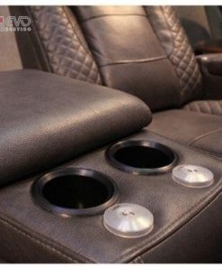 EVO9320 có khay đặc cốc và bỏng ngô tiện dụng