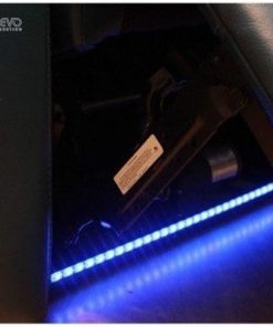 Hệ thống đèn LED xung quanh ghế đẹp mắt