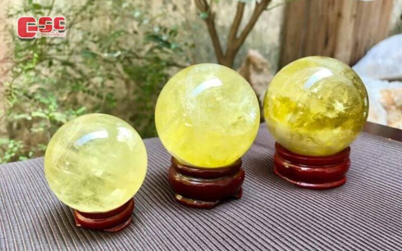 Ý nghĩa, vị trí đặt quả cầu phong thủy bàn làm việc, phòng ngủ 8 Không phải ai cũng phù hợp với quả cầu phong thủy
