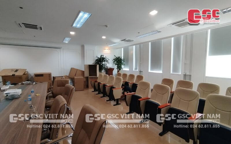 Dự án phòng họp Bộ Công An, Phạm Văn Đồng 8 Lần đầu tiên tại Việt Nam ghế hội trường dành cho phòng họp