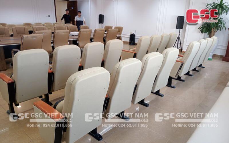 Dự án phòng họp Bộ Công An, Phạm Văn Đồng 9 Toàn bộ 32 ghế hội trường được bọc vải hoàn thiện
