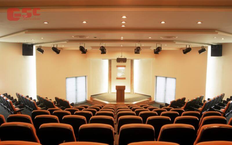 Ánh sáng môi trường xung quanh là loại ánh sáng chủ đạo trong hội trường, nhà hát