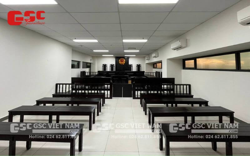 Yêu cầu về kích thước bàn ghế chủ tọa trong phòng xử án 25 Toàn cảnh phòng xử án tại TAND TP Hồ Chí Minh