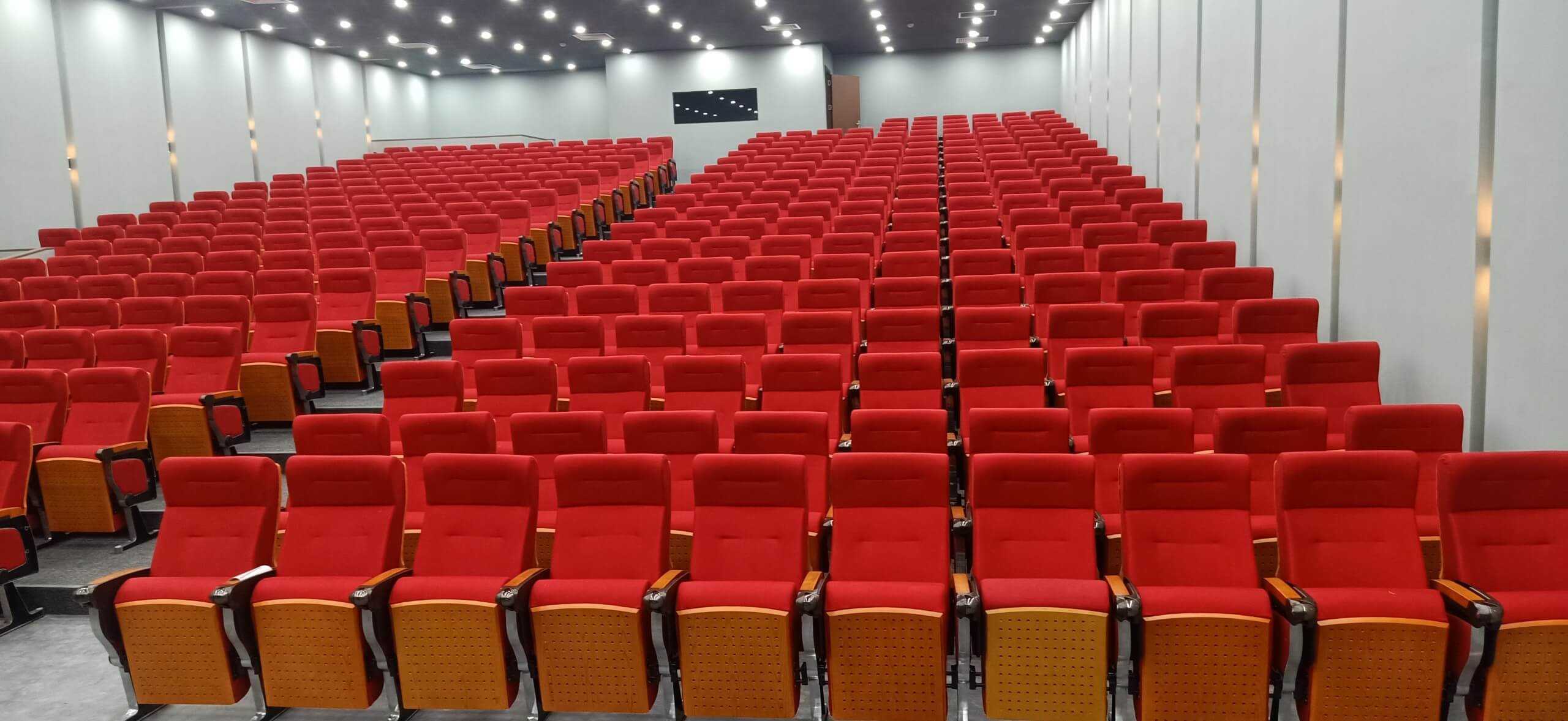 Các dòng ghế hội trường cao cấp mới của EVOSeating