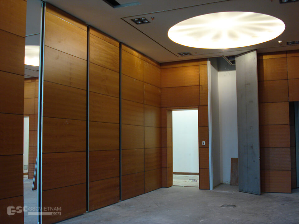 Xu hướng thiết kế văn phòng thông minh với vách ngăn di động 16 "