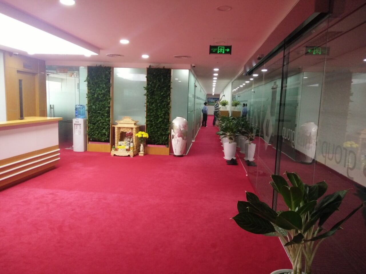 Dự án thi công nội thất văn phòng công ty TMS Group Vách ngăn văn phòng bằng kính
