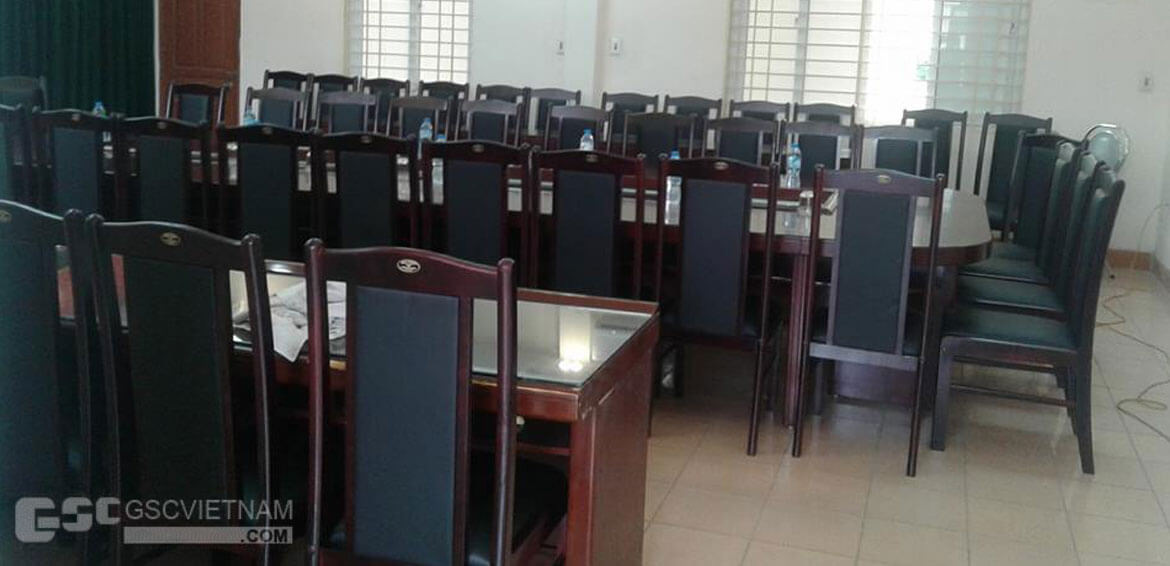 Toàn cảnh phòng họp