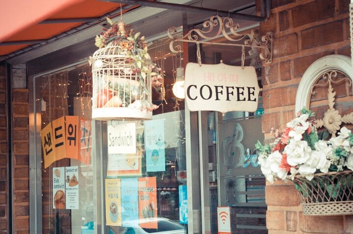 tư vấn thiết kế quán cafe mang đậm phong cách vintage 