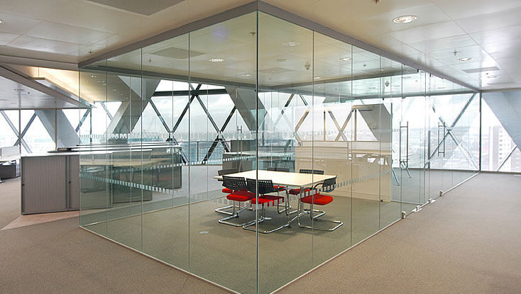 vách ngăn bằng kính