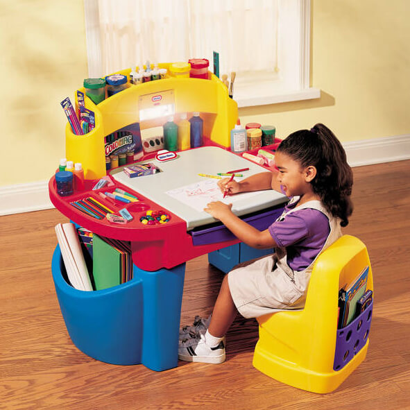 Tiêu chí chọn bàn học cho bé 3 tuổi