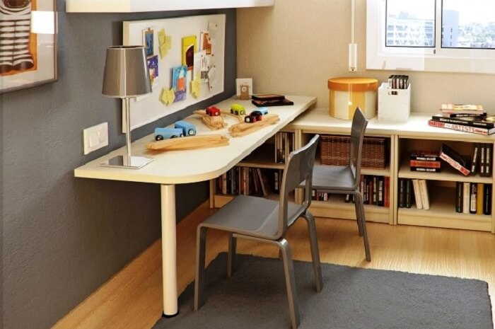 Mách mẹ cách chọn bàn học cho bé lớp 1 chuẩn nhất Mách mẹ cách chọn bàn học cho bé lớp 1 chuẩn nhất