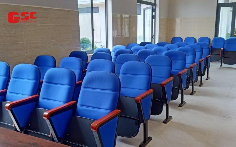 Hội trường nhà thờ Thánh Nguyễn Duy Khang